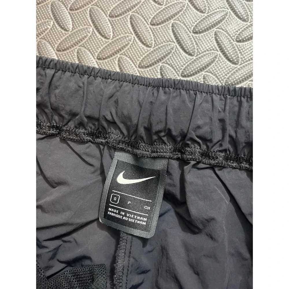 Nike sportswear tech